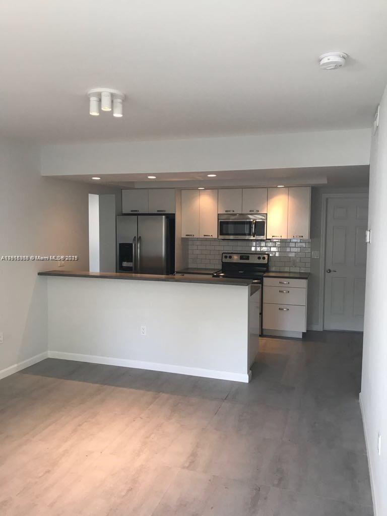 CORAL NOOK - Residential Lease