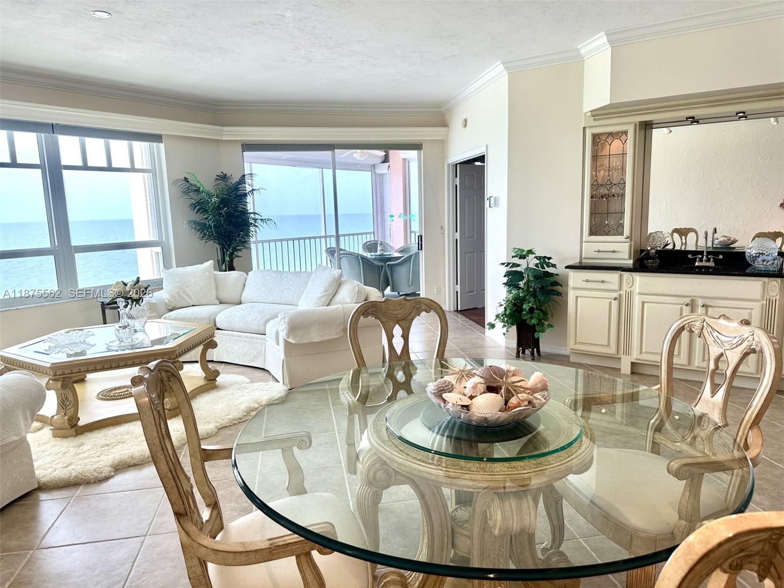 BAREFOOT BEACH CLUB - Residential