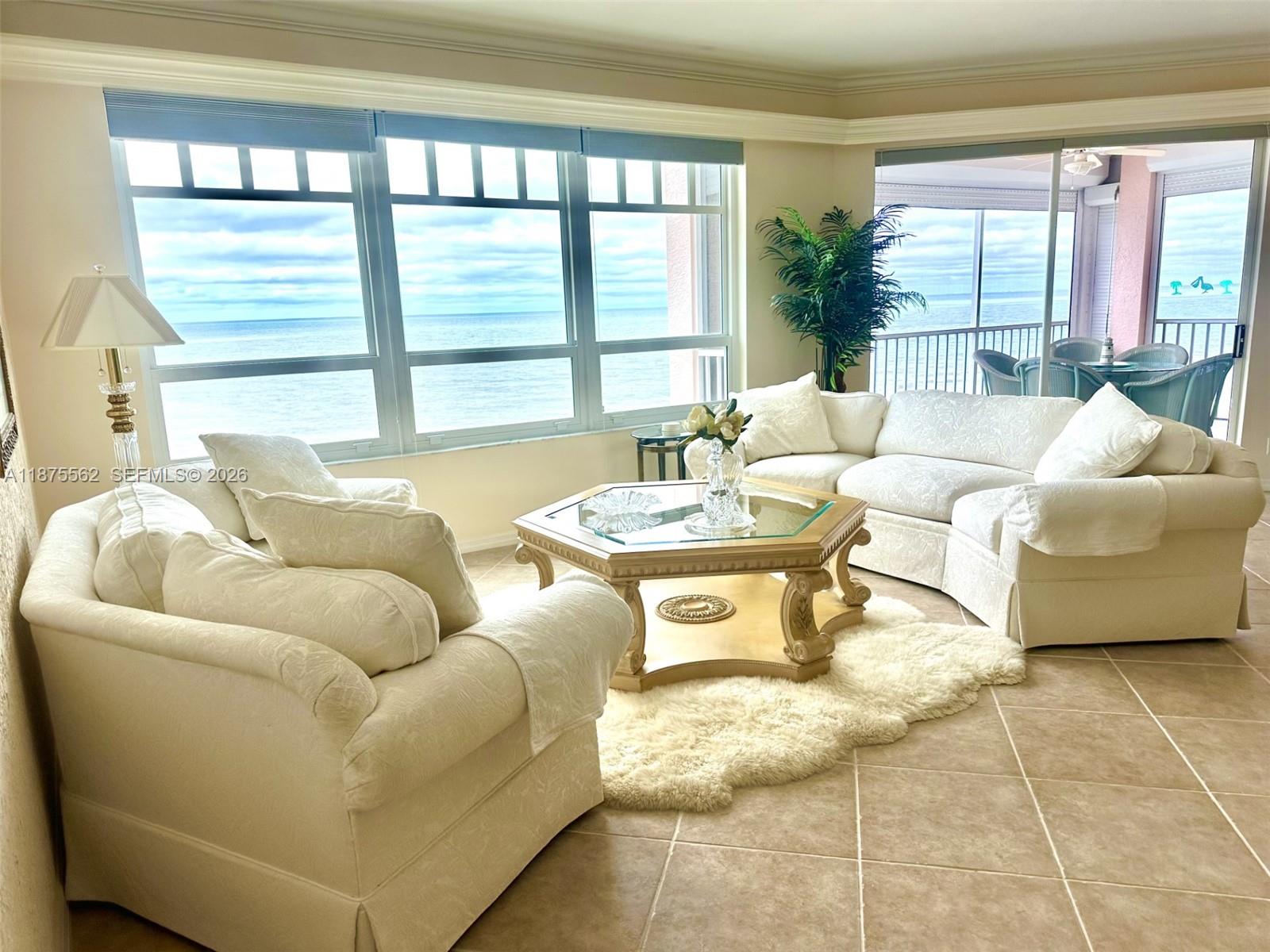 BAREFOOT BEACH CLUB - Residential