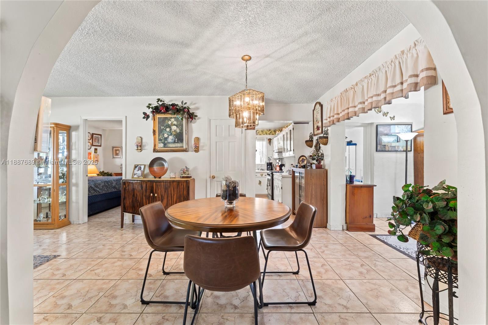 MICHELLE GARDENS - Residential