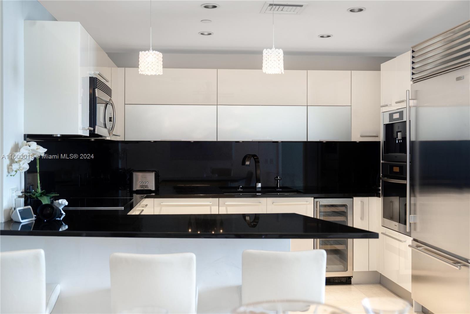 JADE OCEAN CONDO - Residential