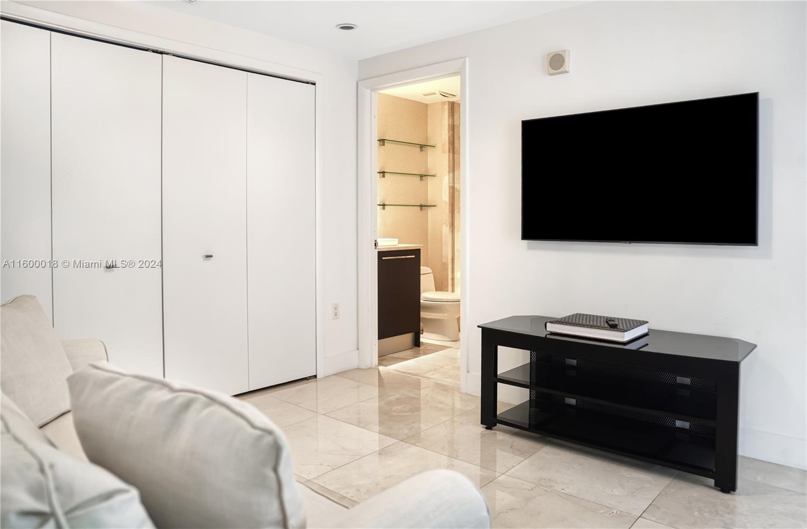 JADE OCEAN CONDO - Residential