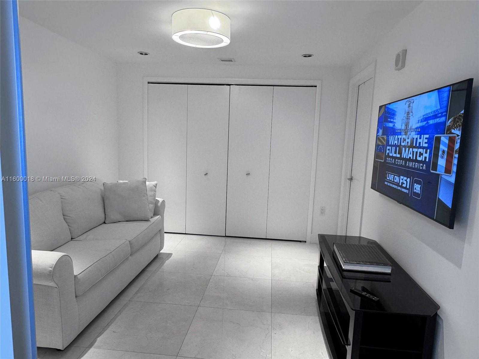 JADE OCEAN CONDO - Residential