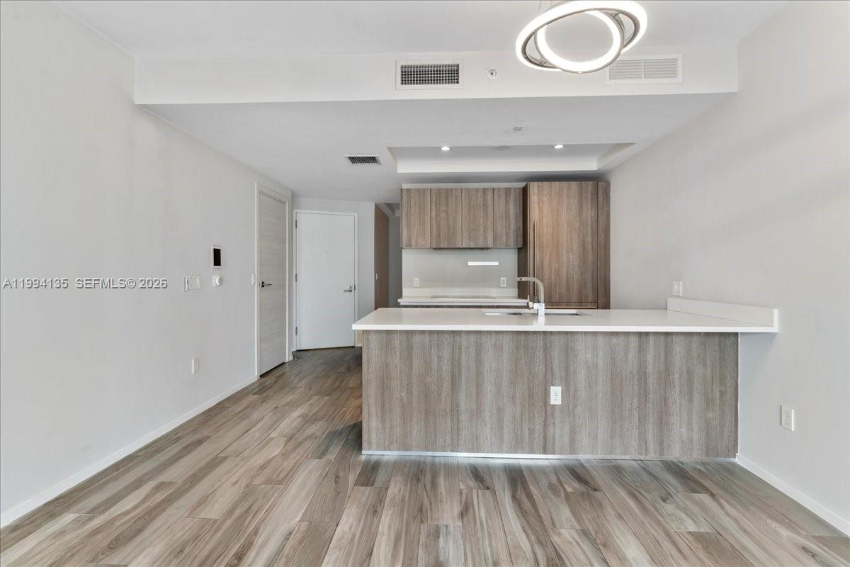 801 SMA RESIDENCES CONDO - Residential Lease