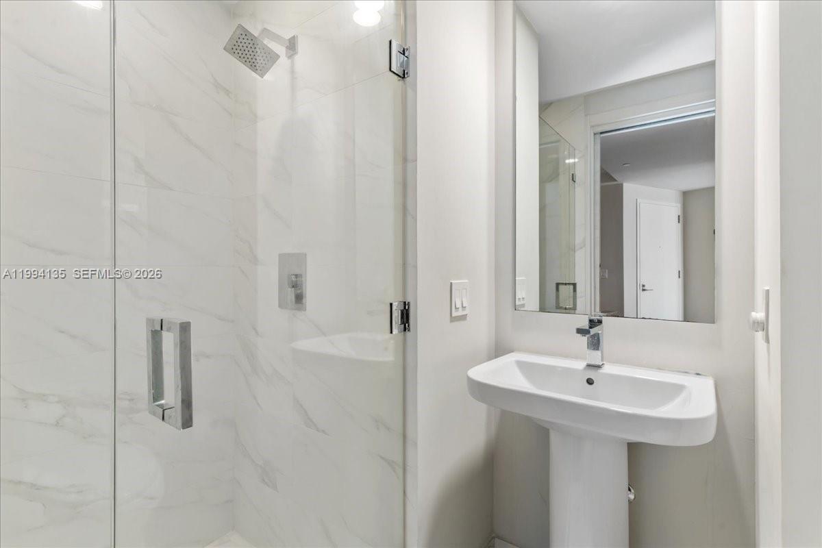 801 SMA RESIDENCES CONDO - Residential Lease