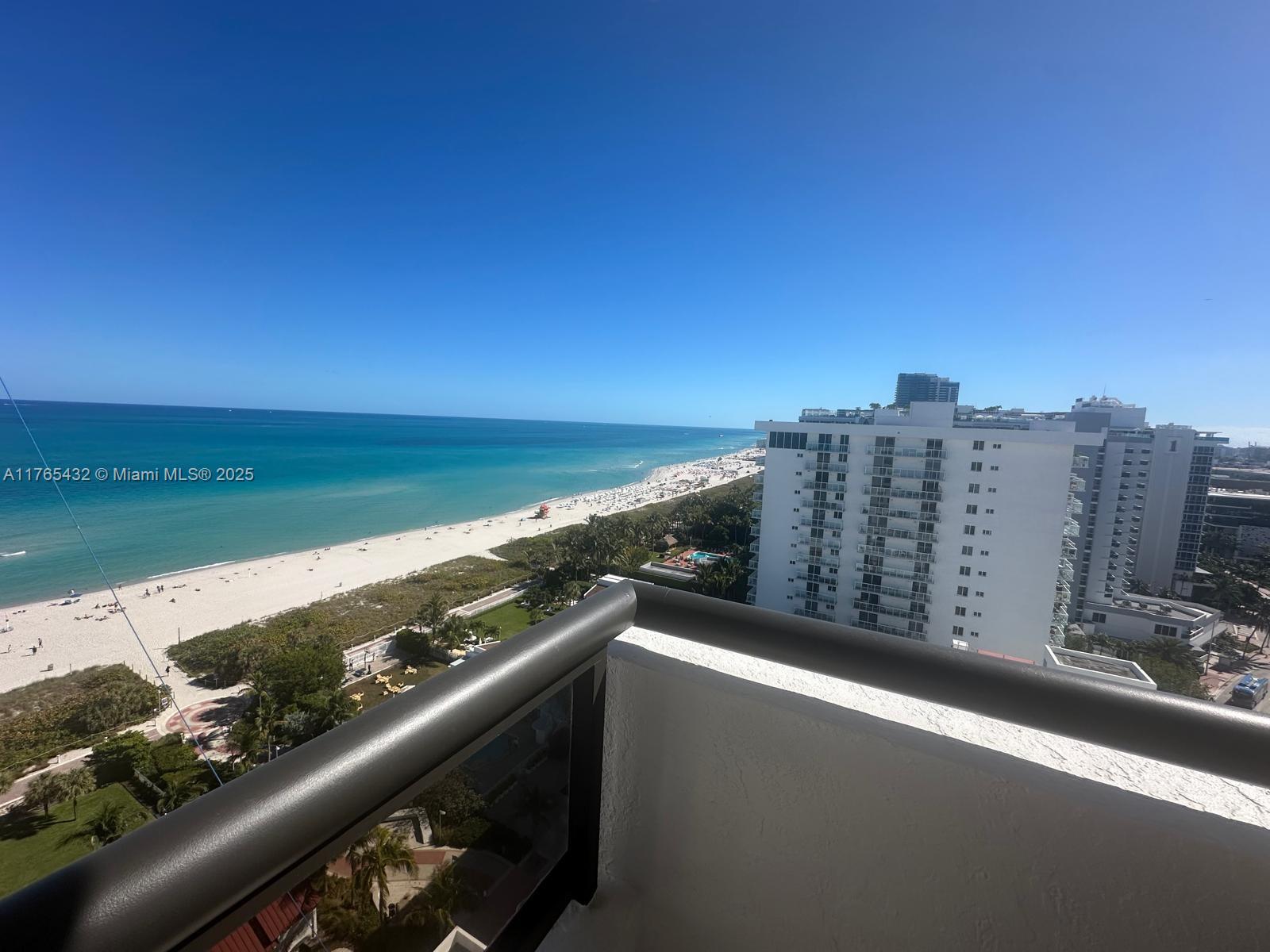 Rental Property at 2555 Collins Ave 1914, Miami Beach, Miami-Dade County, Florida - Bedrooms: 1 
Bathrooms: 2  - $3,750 MO.