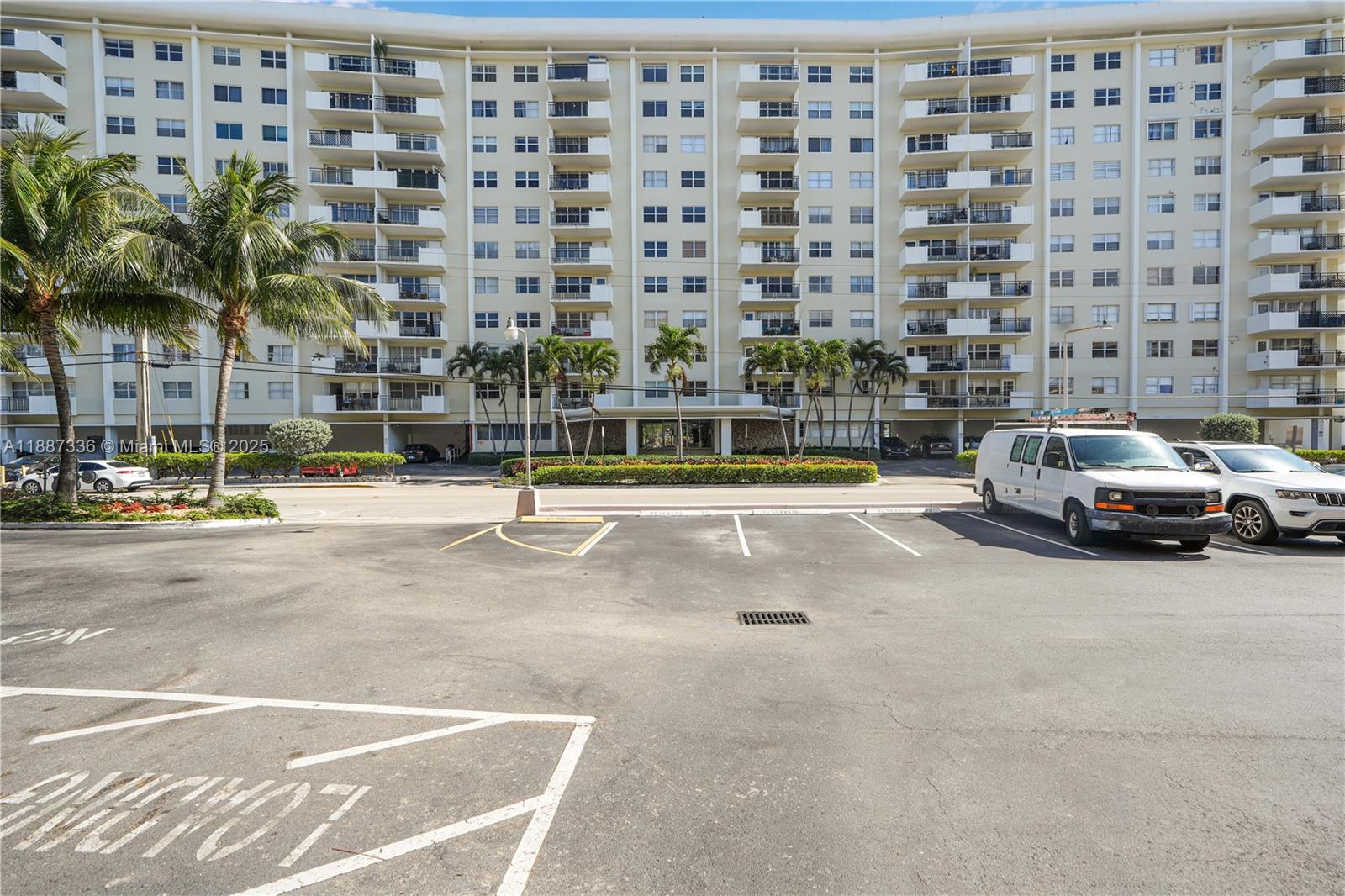 OCEAN VIEW TOWERS CONDO - Residential Lease