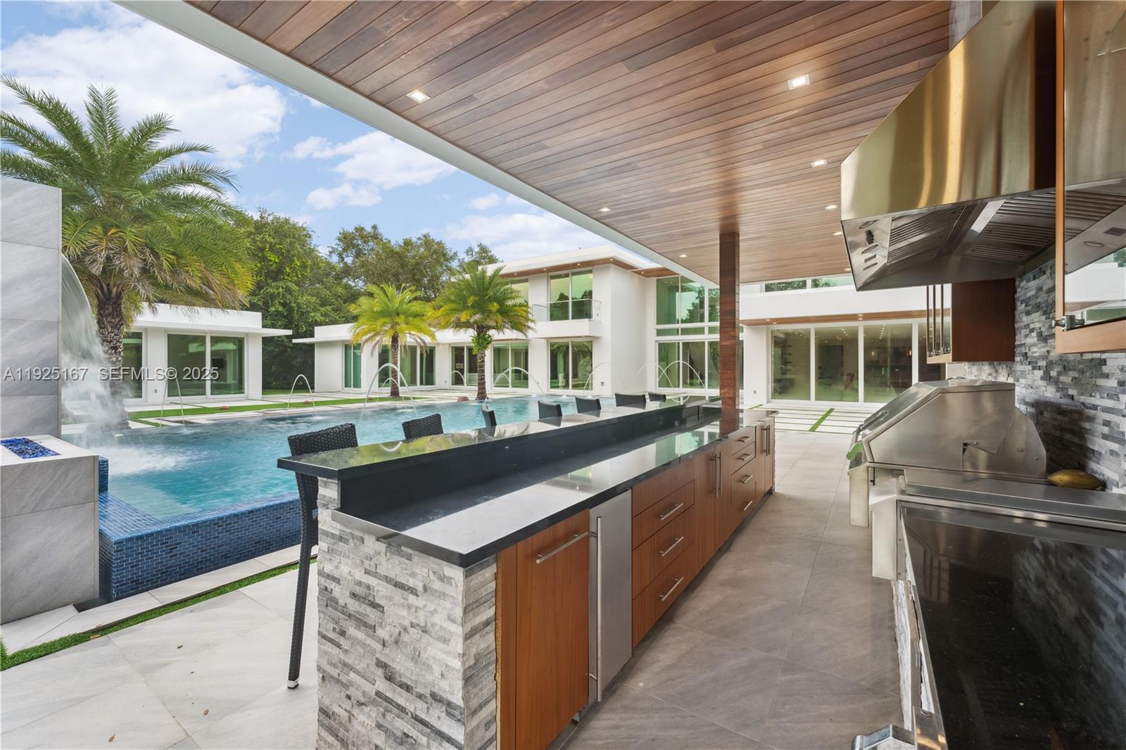 RIDGELINE ESTATES - Residential