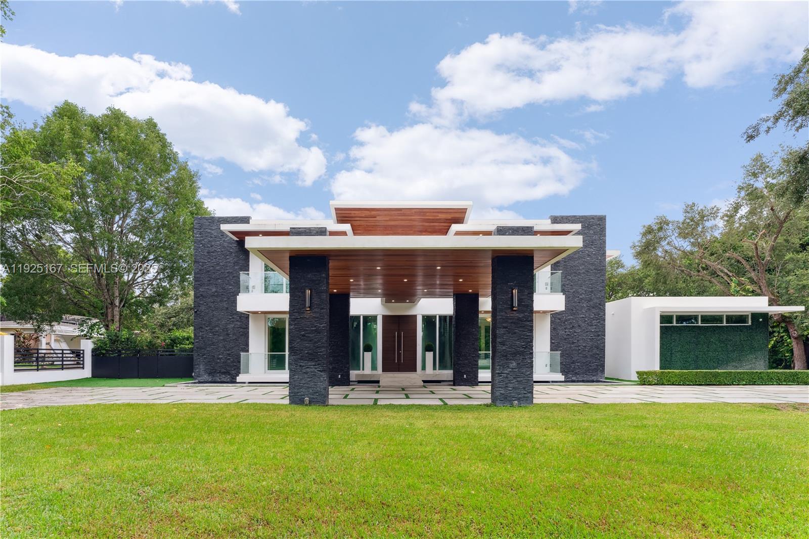 RIDGELINE ESTATES - Residential