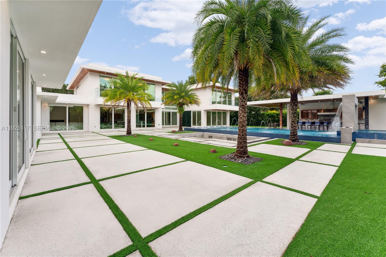 RIDGELINE ESTATES - Residential