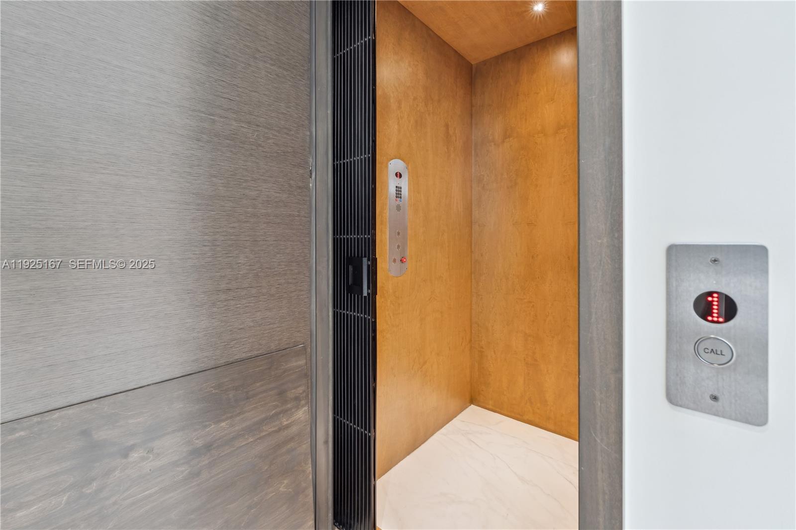 RIDGELINE ESTATES - Residential