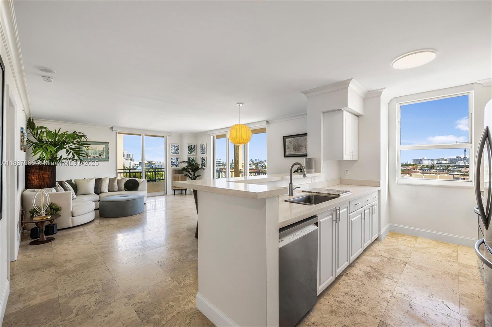 YACHT CLUB AT PORTOFINO C - Residential