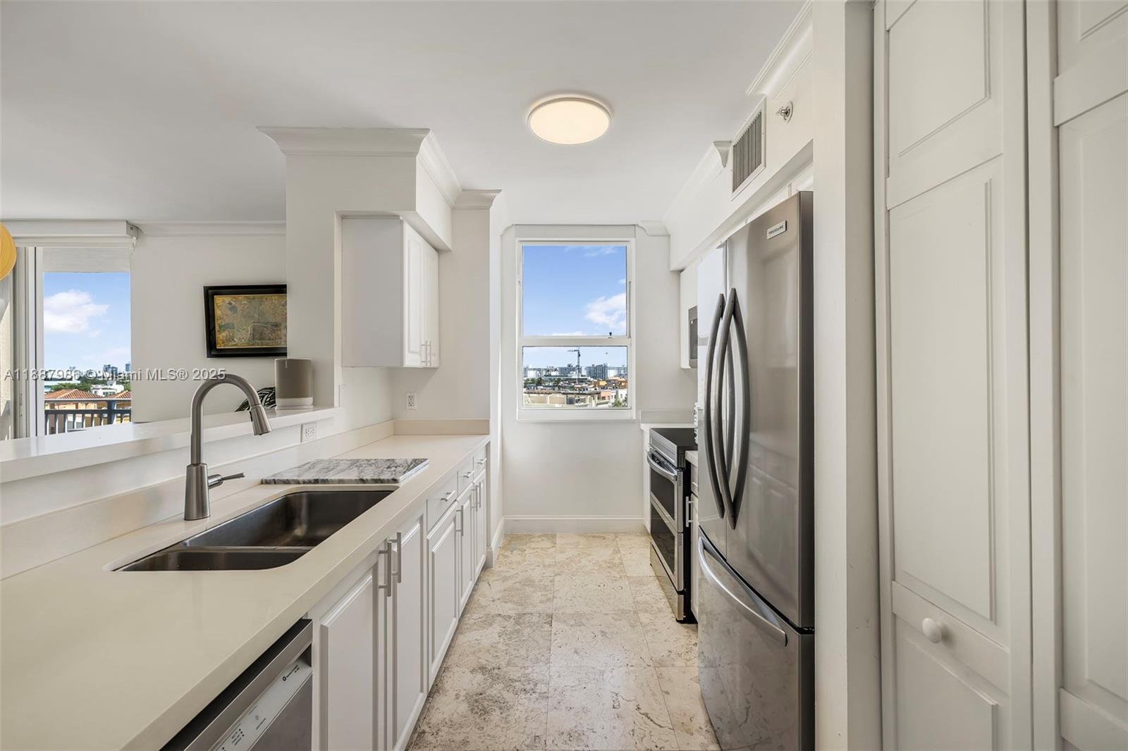 YACHT CLUB AT PORTOFINO C - Residential