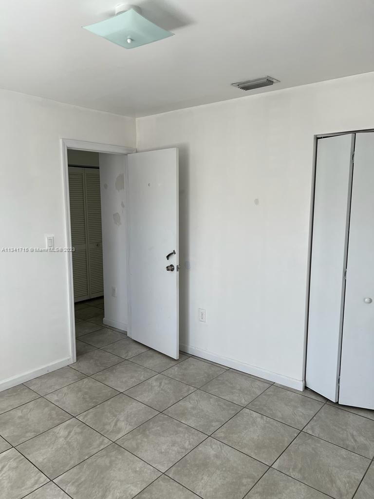 PERRINE GARDENS SUB NO 5 - Residential Lease