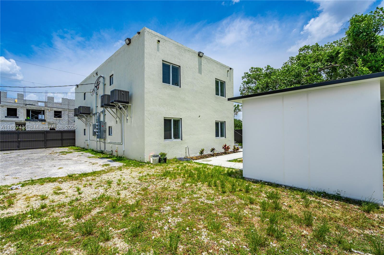 21845 Goulds Ave 102