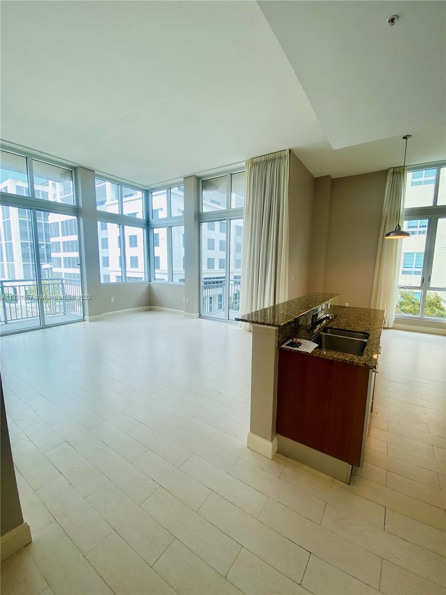 METROPOLIS II AT DADELAND - Residential Lease