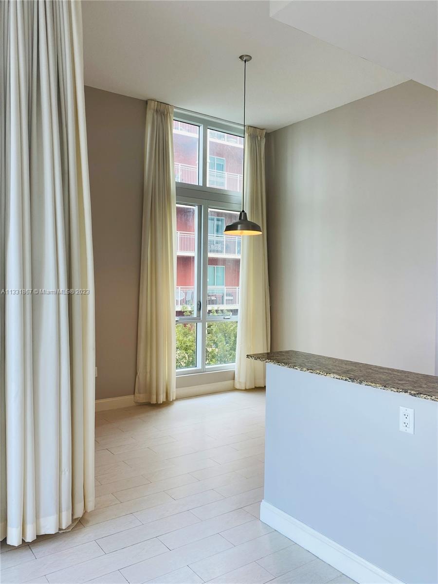 METROPOLIS II AT DADELAND - Residential Lease