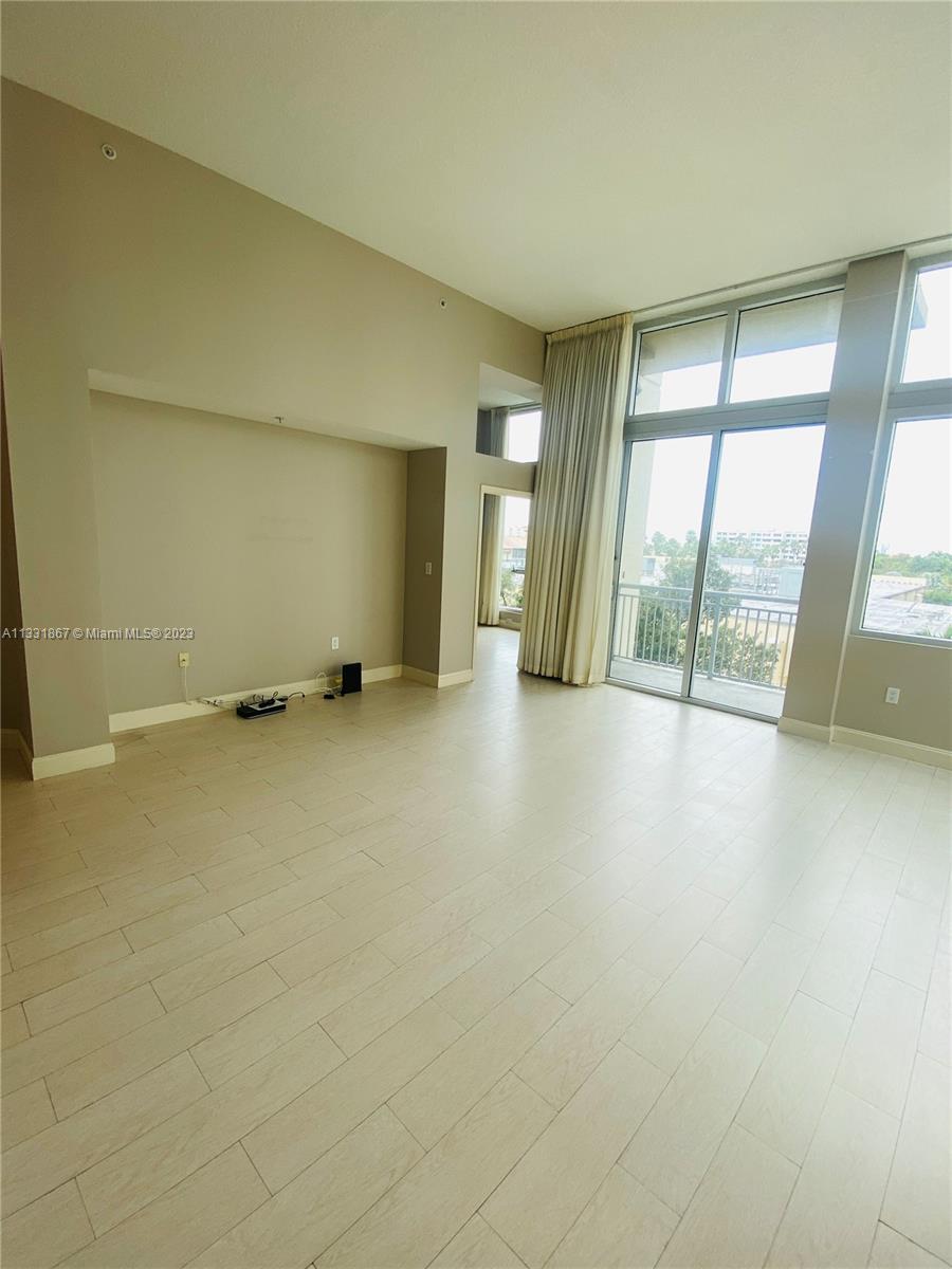 METROPOLIS II AT DADELAND - Residential Lease