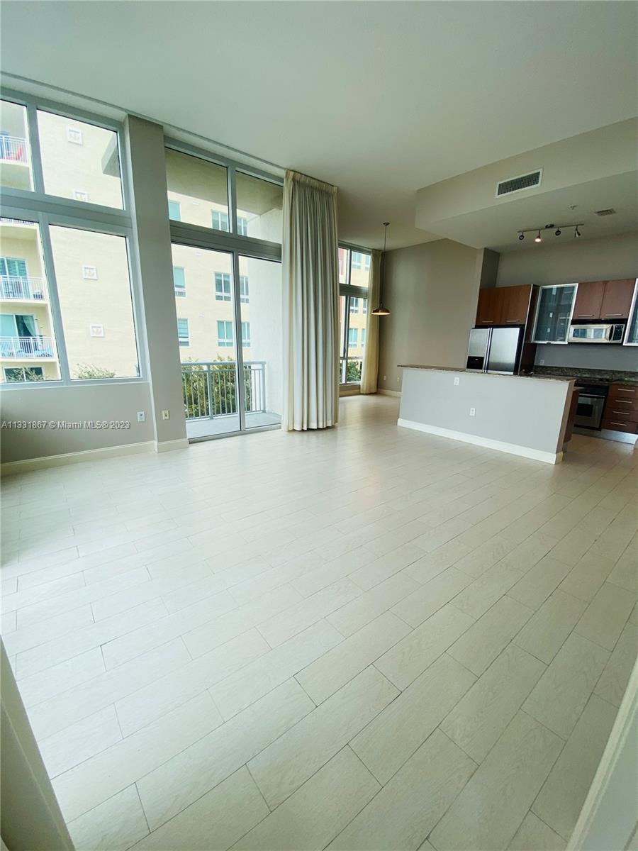 METROPOLIS II AT DADELAND - Residential Lease