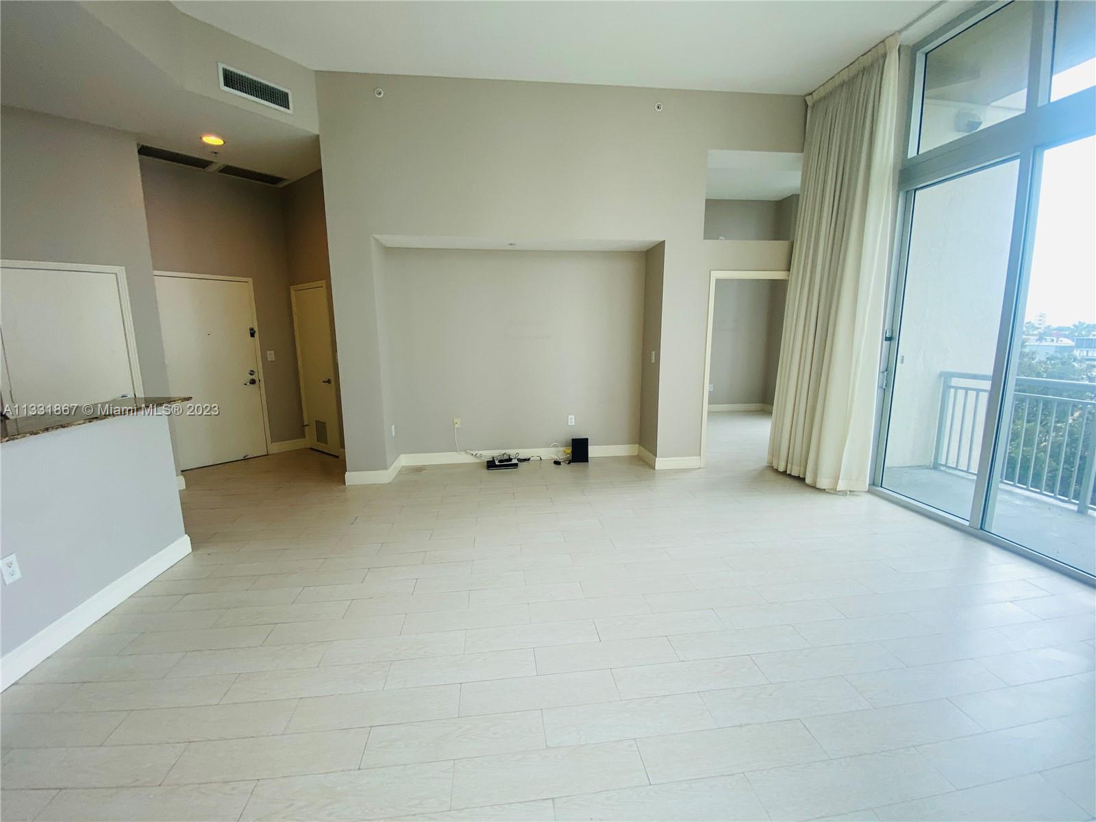 METROPOLIS II AT DADELAND - Residential Lease