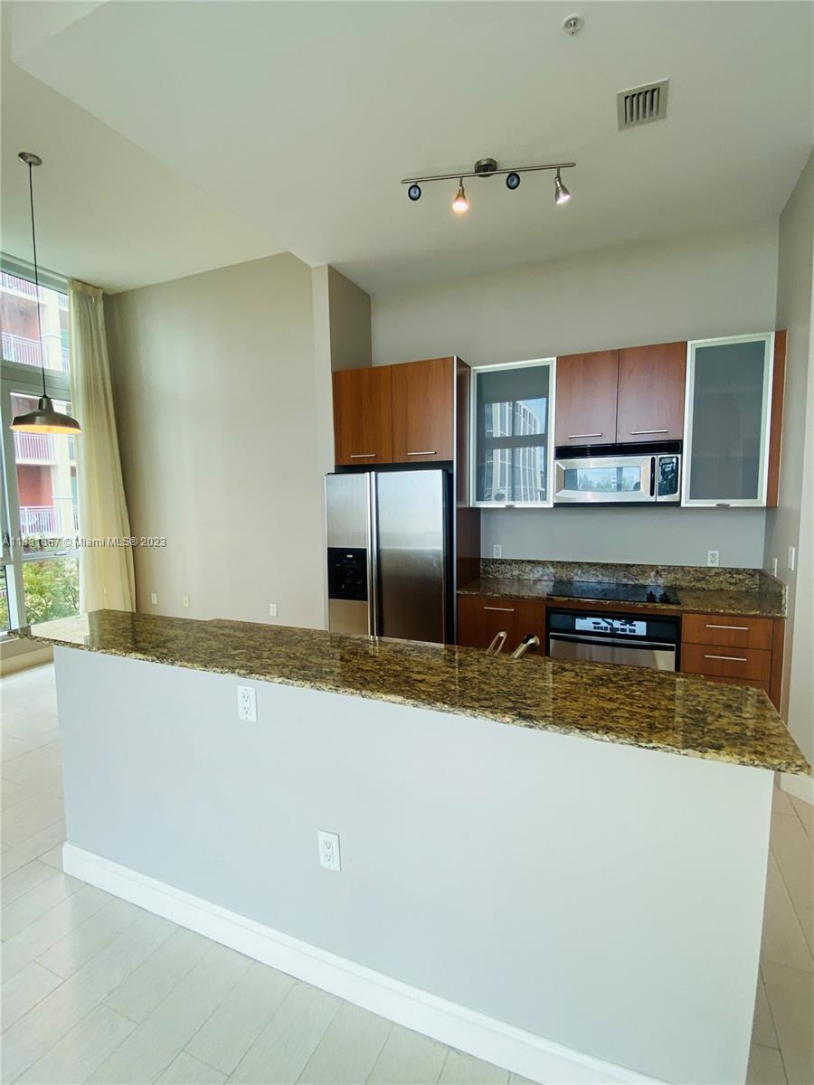 METROPOLIS II AT DADELAND - Residential Lease