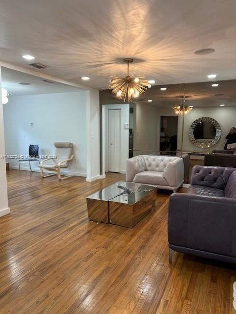 BRENTWOOD REV PL - Residential