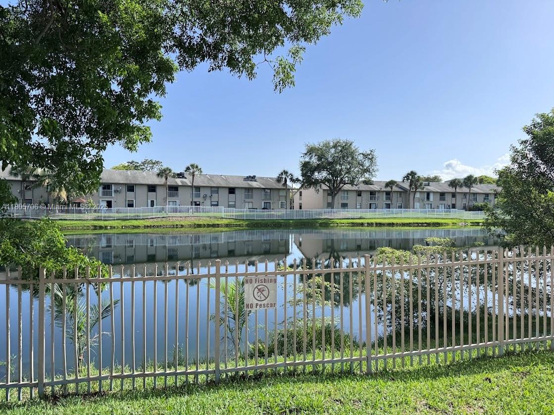 KENDALL LAKE TOWERS CONDO - Residential