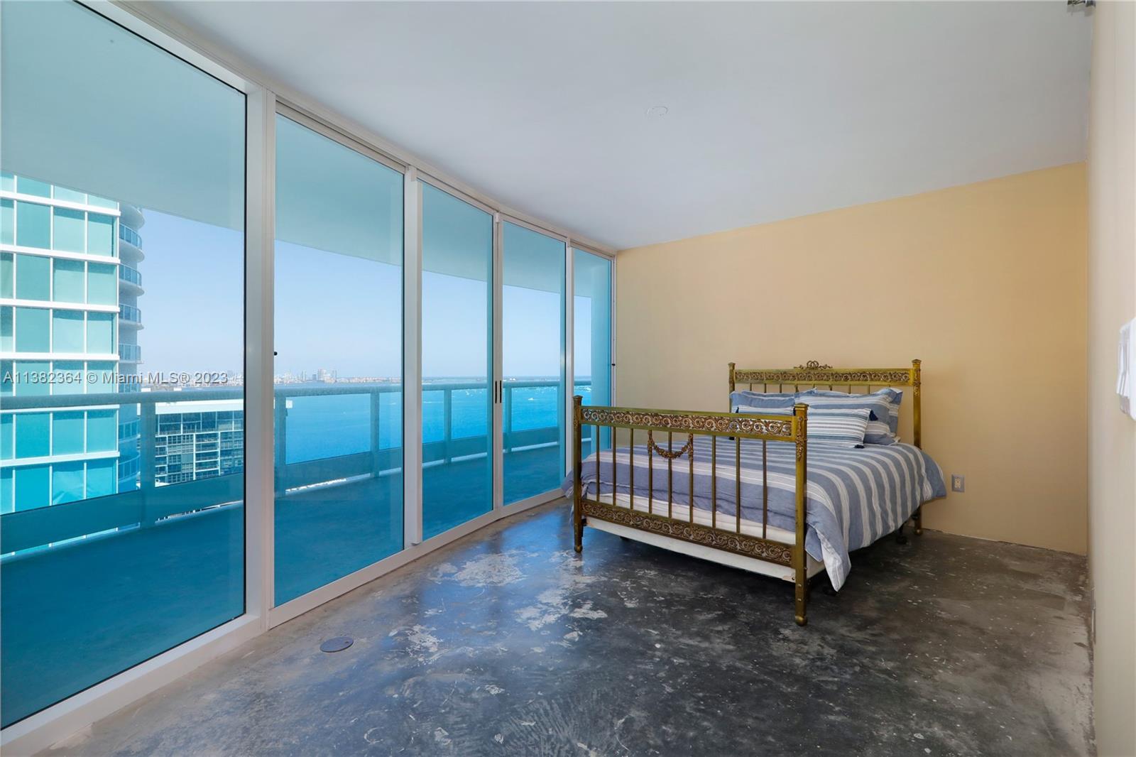 BRISTOL TOWERS CONDO - Residential