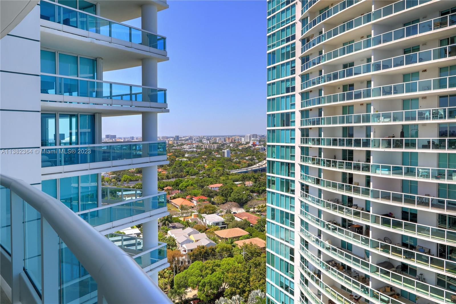 BRISTOL TOWERS CONDO - Residential