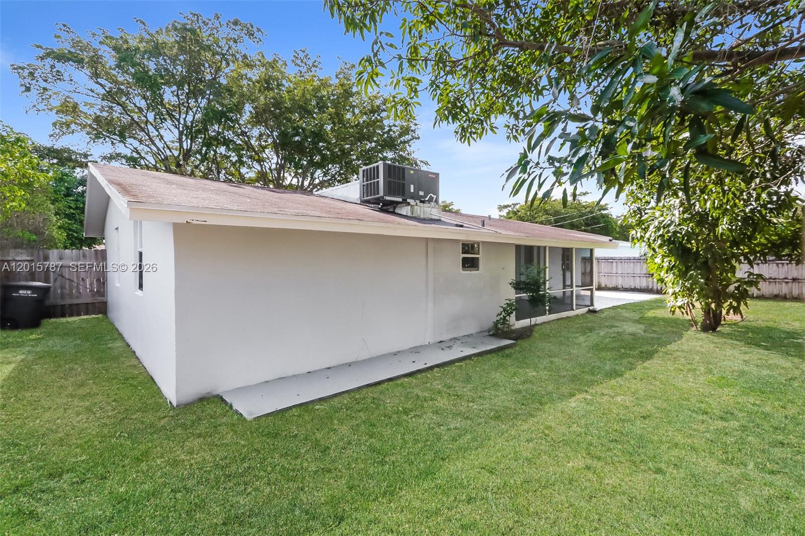 PALM BEACH LAKES SOUTH 2 - Residential Lease