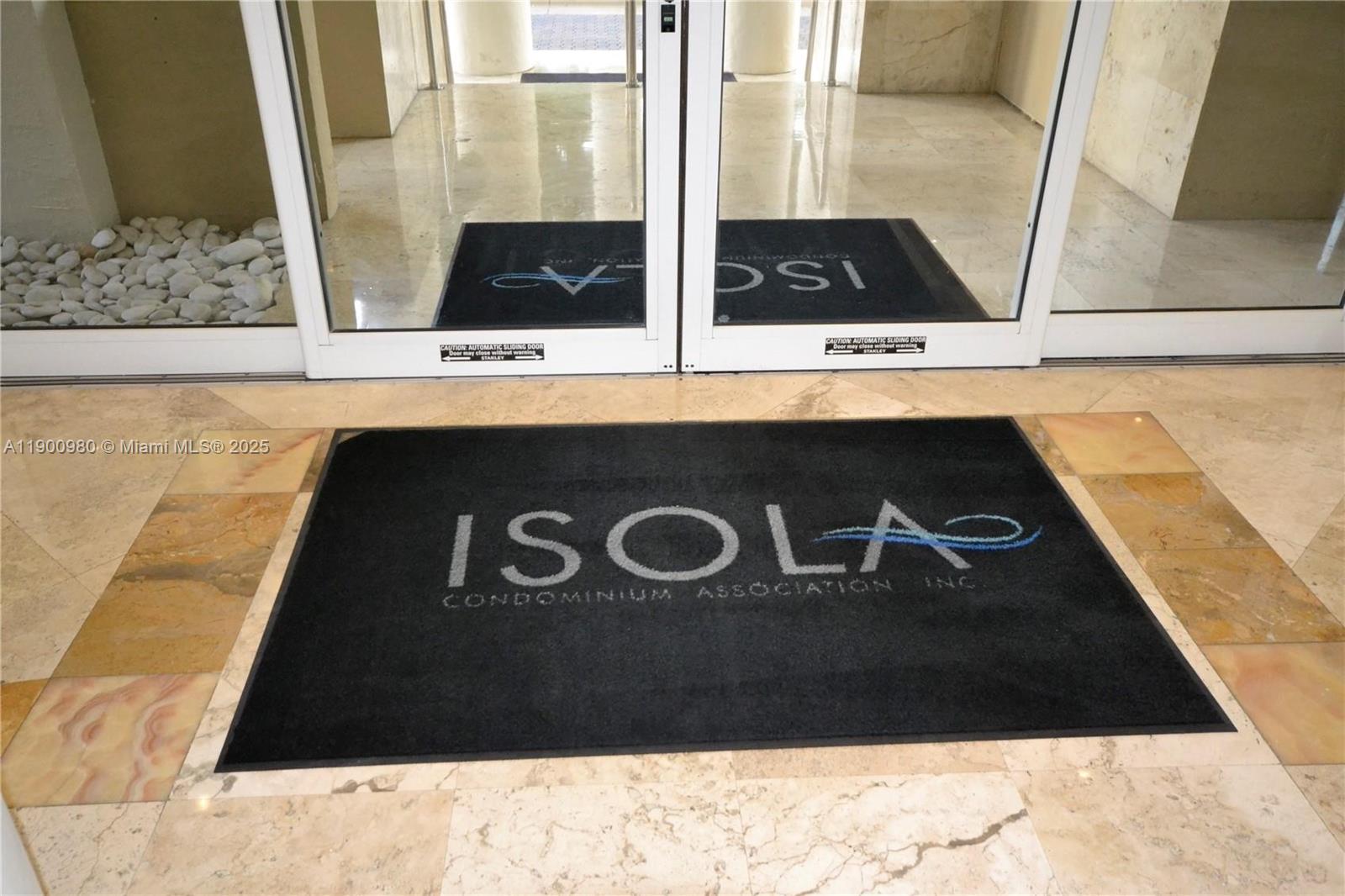 ISOLA CONDO - Residential