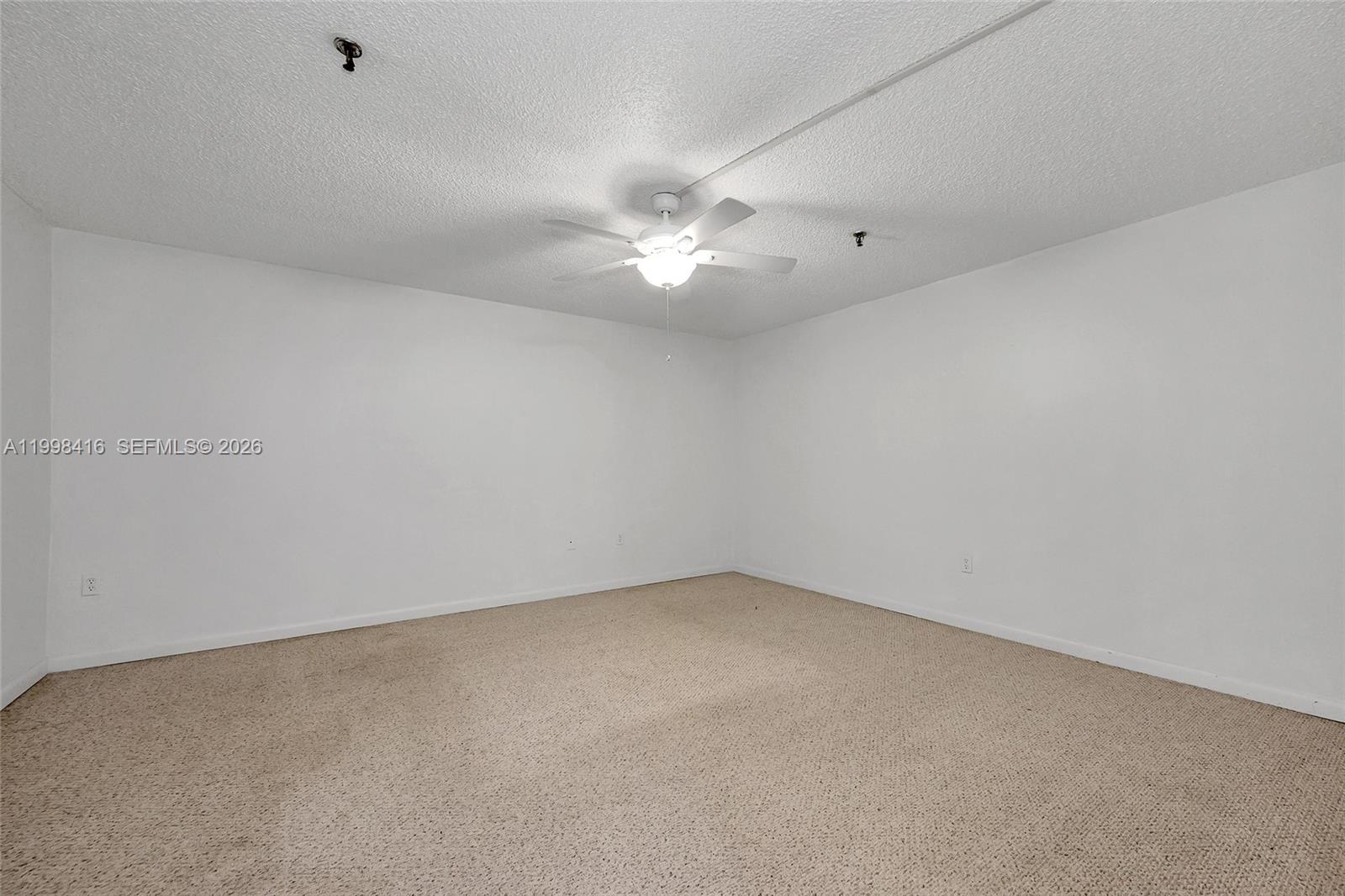 CEDAR GLENN CONDO APTS EA - Residential