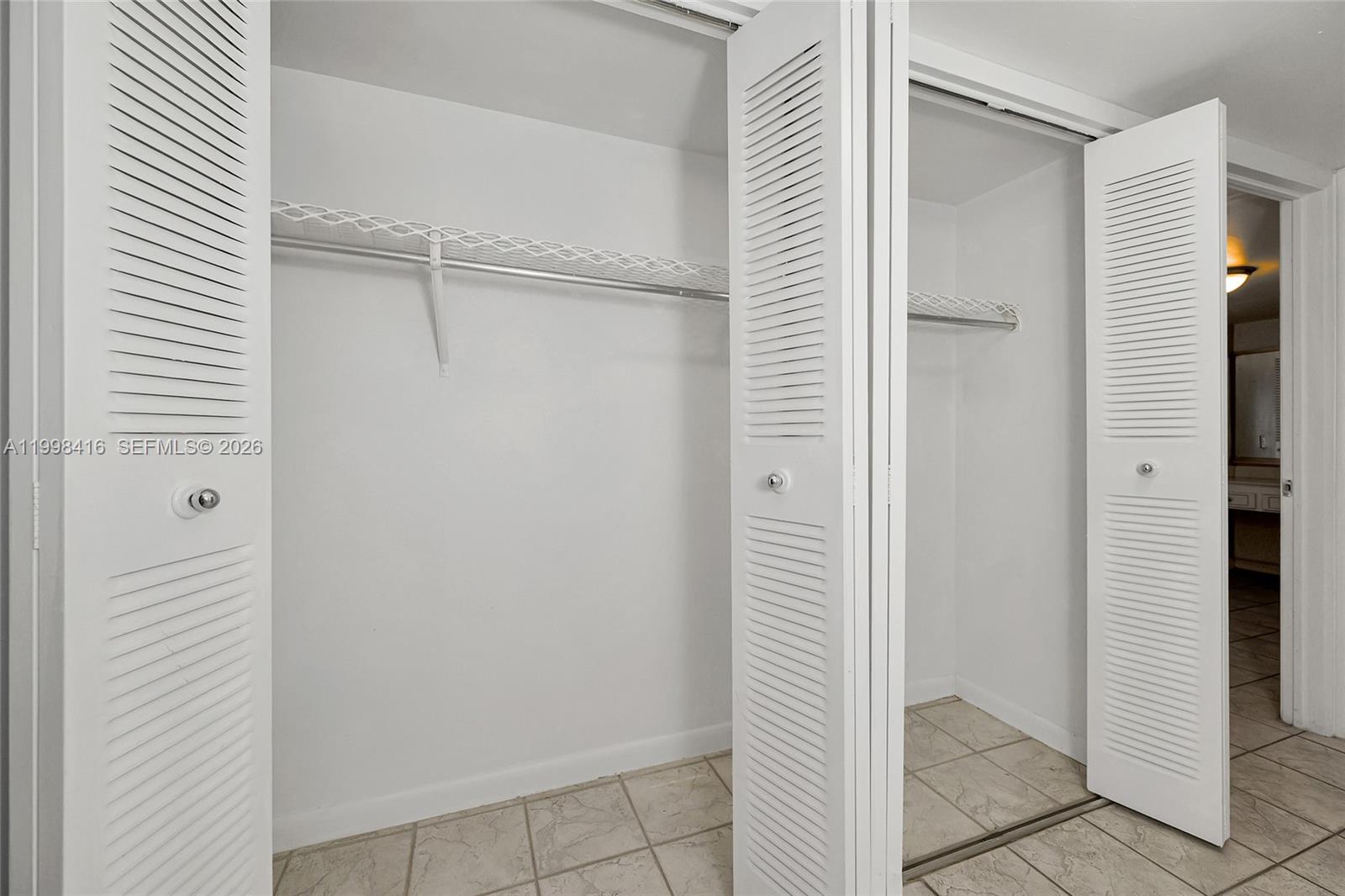 CEDAR GLENN CONDO APTS EA - Residential