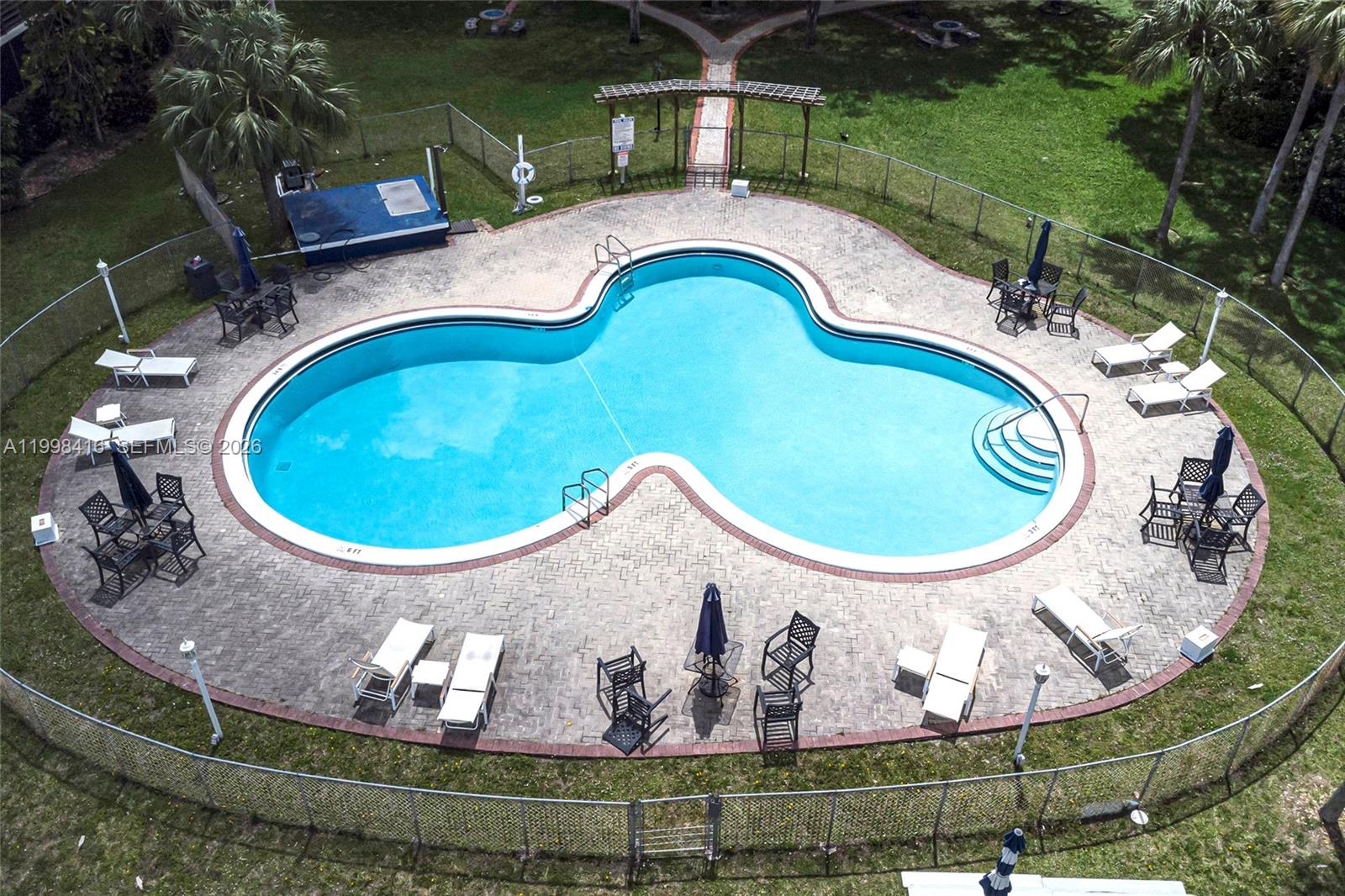 CEDAR GLENN CONDO APTS EA - Residential