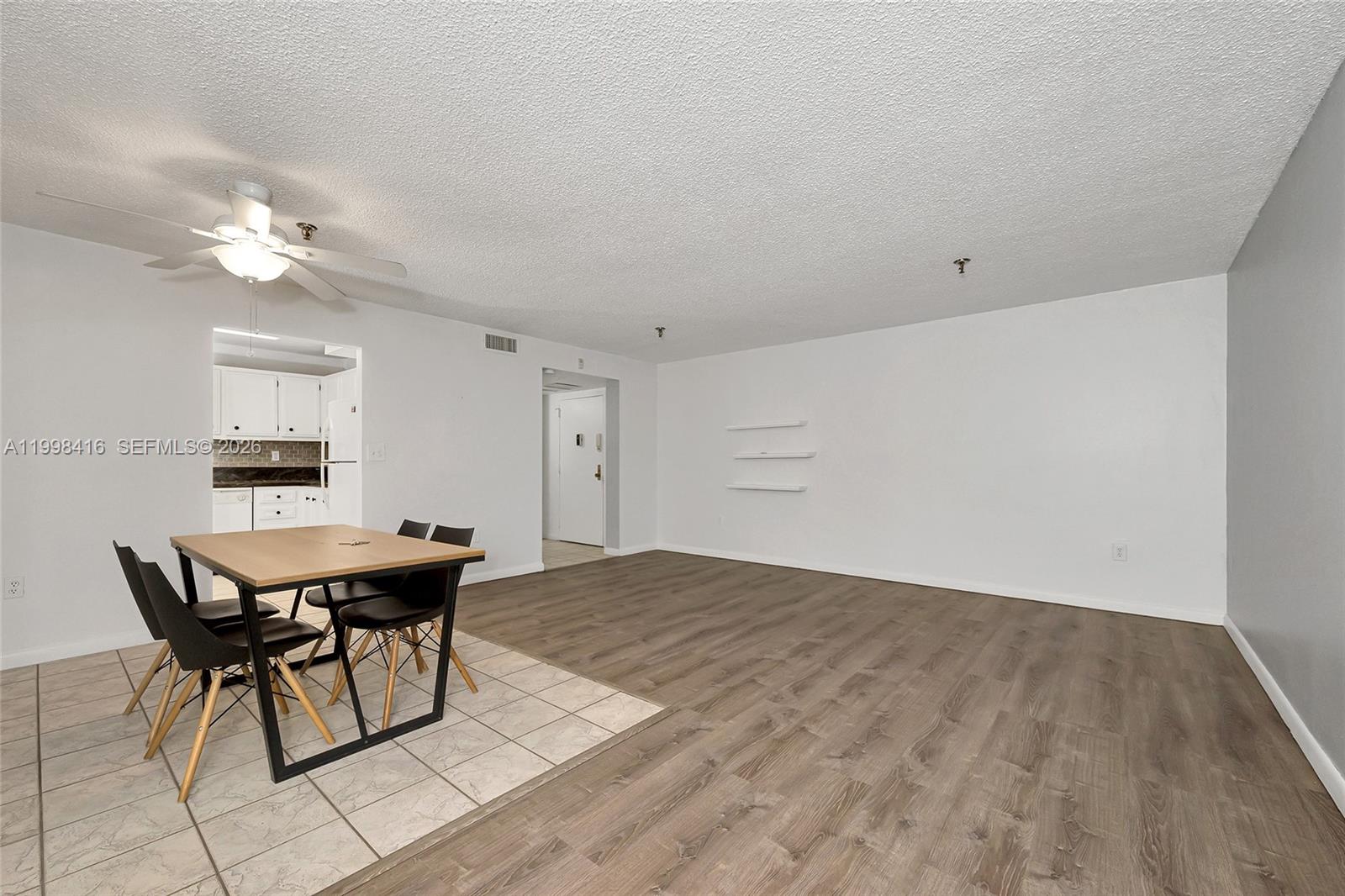 CEDAR GLENN CONDO APTS EA - Residential