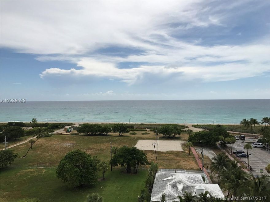 Amazing direct ocean views from this large two-story corner apartment. Unit has oversized terrace facing the city and ocean. Perfect for entertaining guests. Steps from the ocean and restaurants. Building has pool, gym, jacuzzi and sauna. You will never want to leave home. Easy to show.