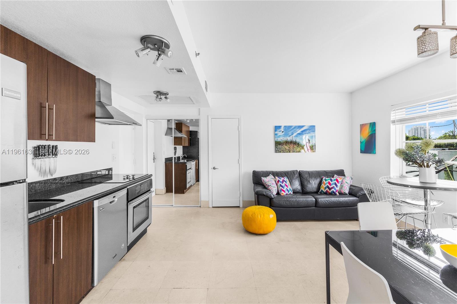 1300 PENNSYLVANIA CONDO - Residential