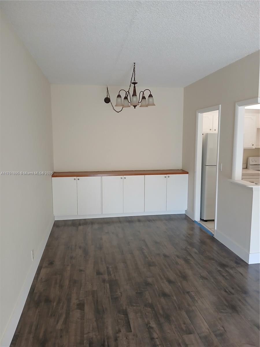 400 N Riverside Dr 107
