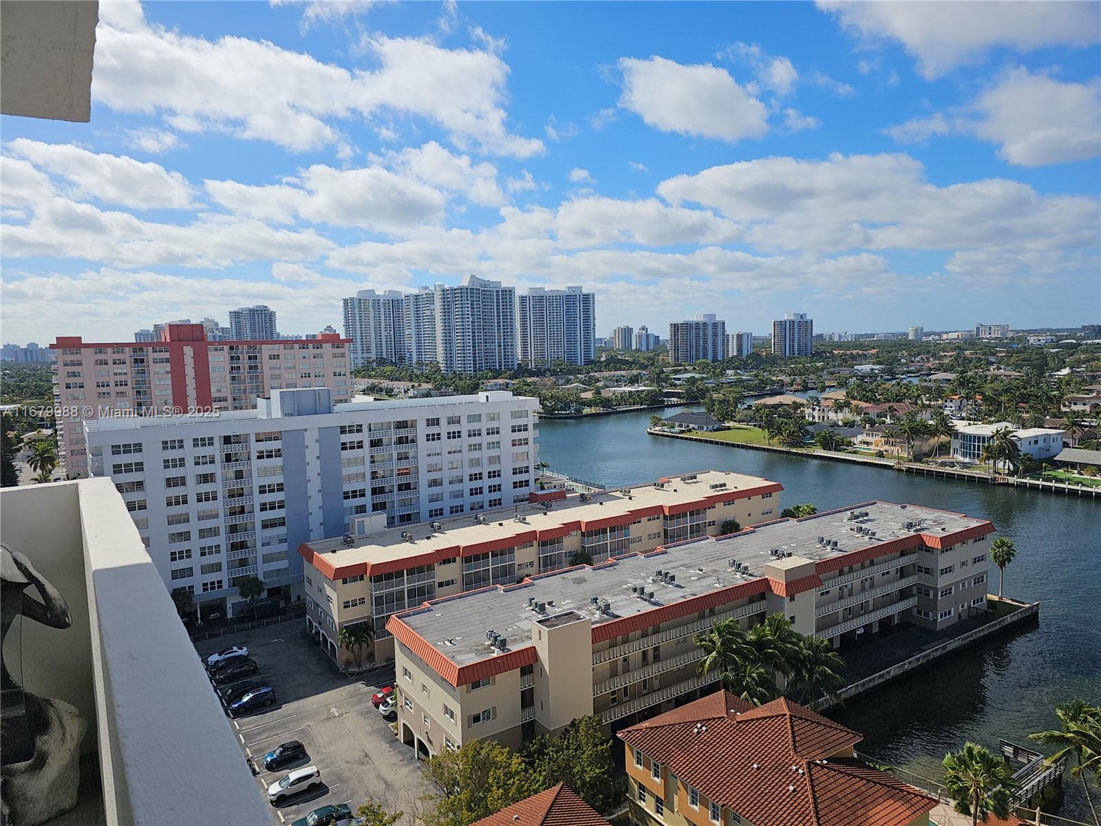 AVANT GARDE CONDO - Residential Lease