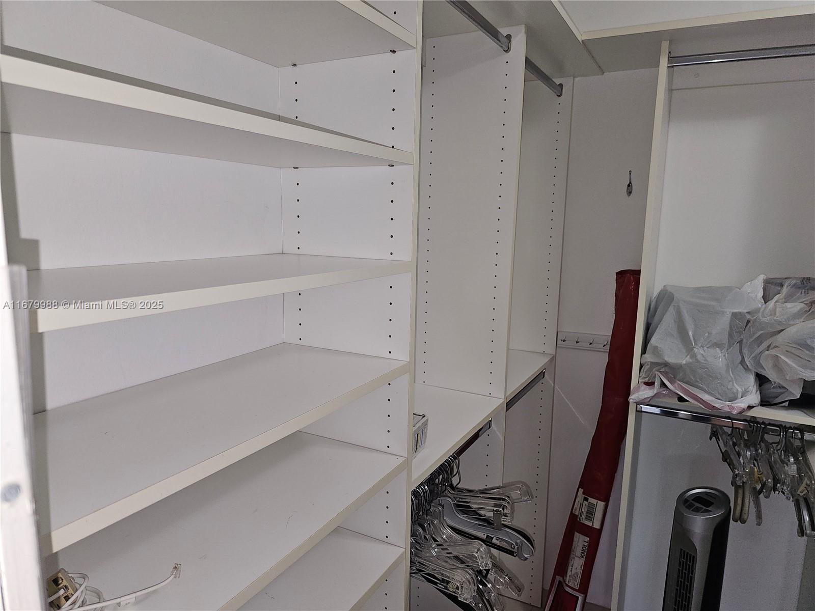 AVANT GARDE CONDO - Residential Lease