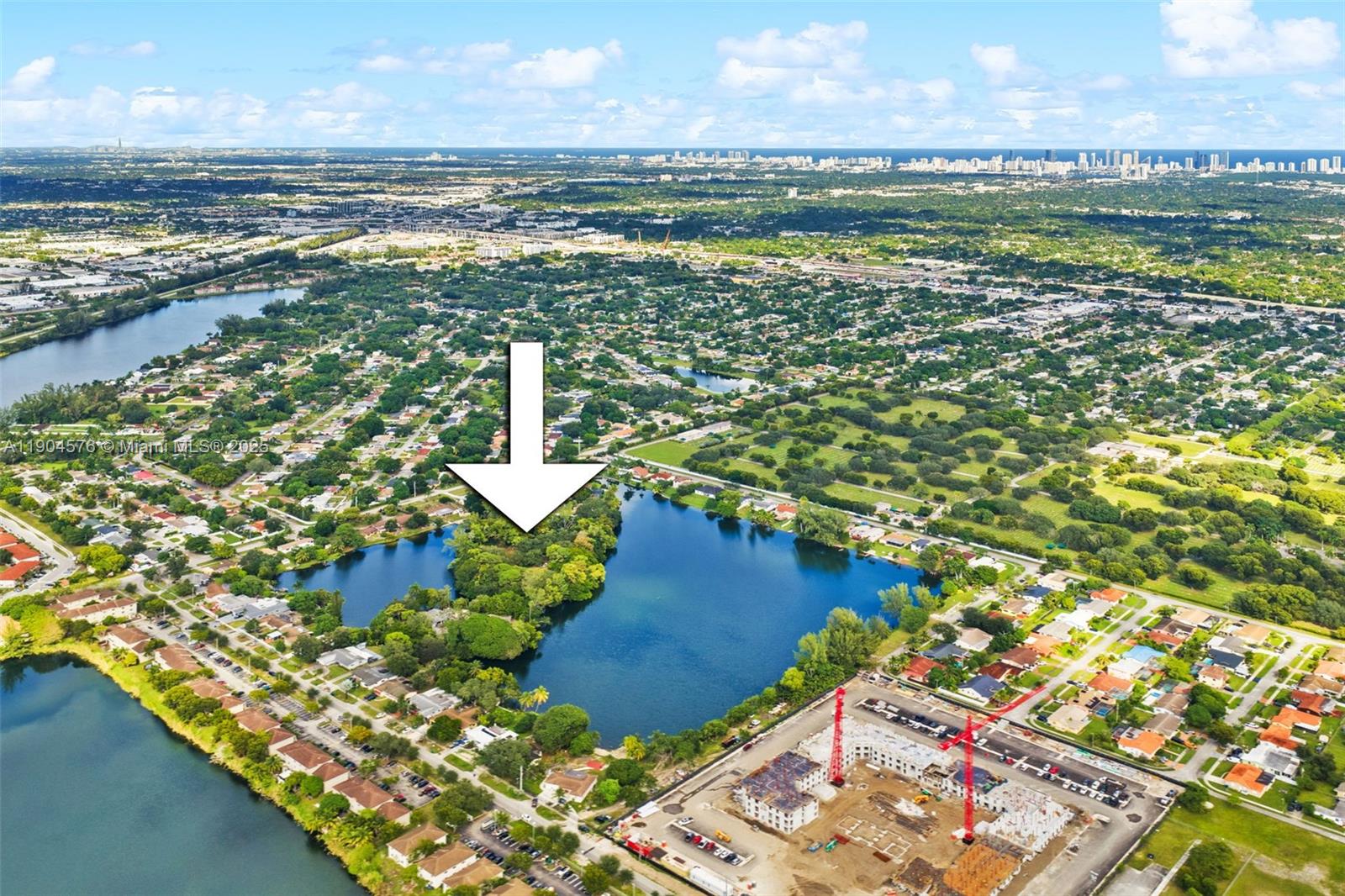 MITCHELL LAKE PENINSULA - Land