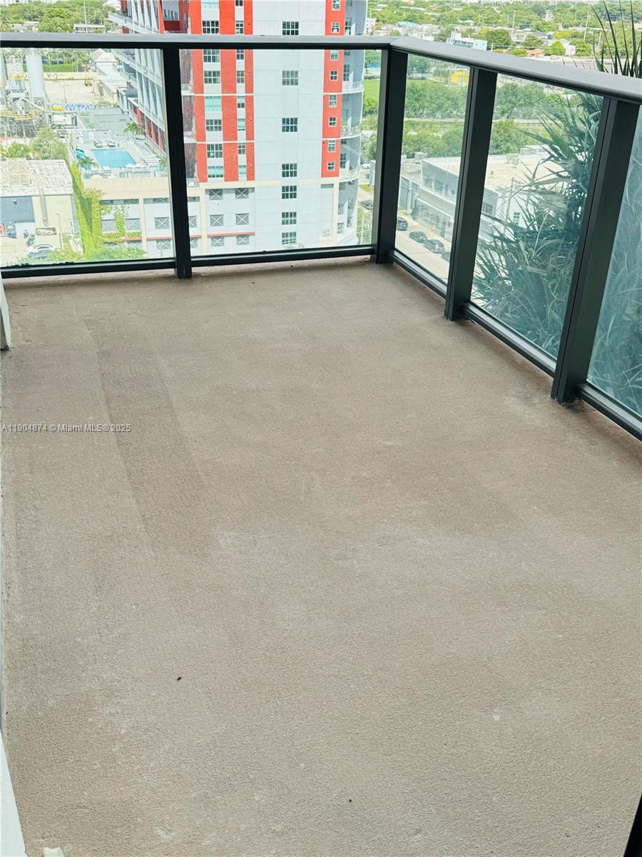 CANVAS CONDO - Residential