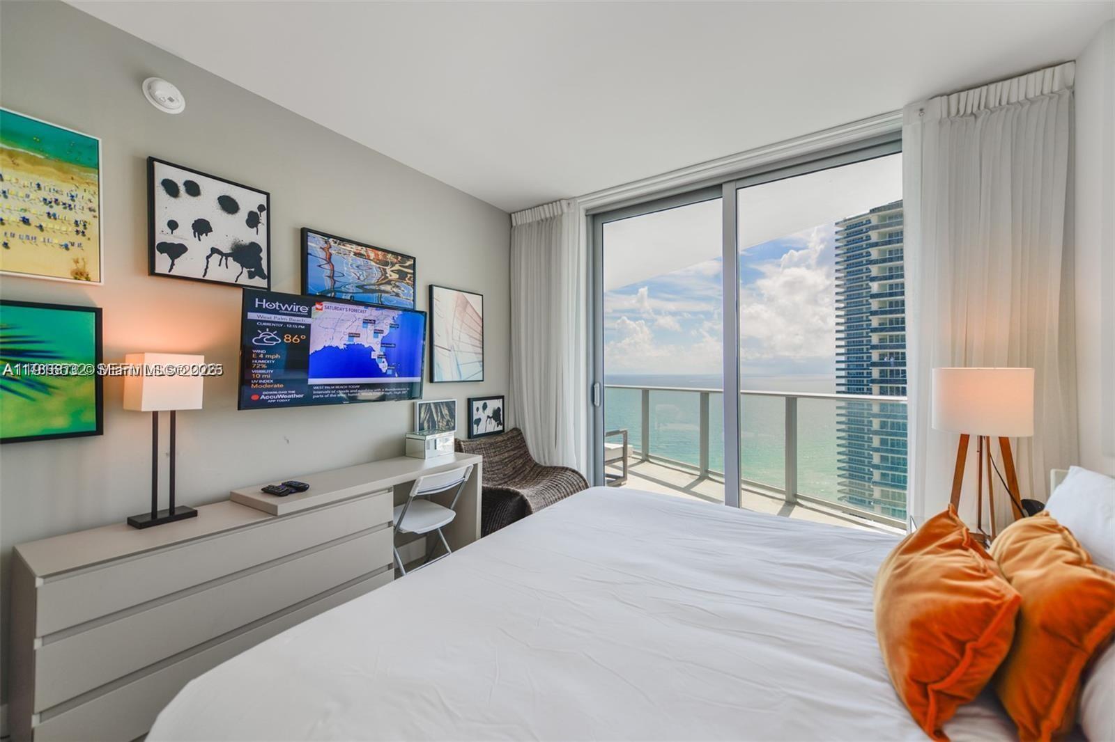 LYFE HYDE - Residential