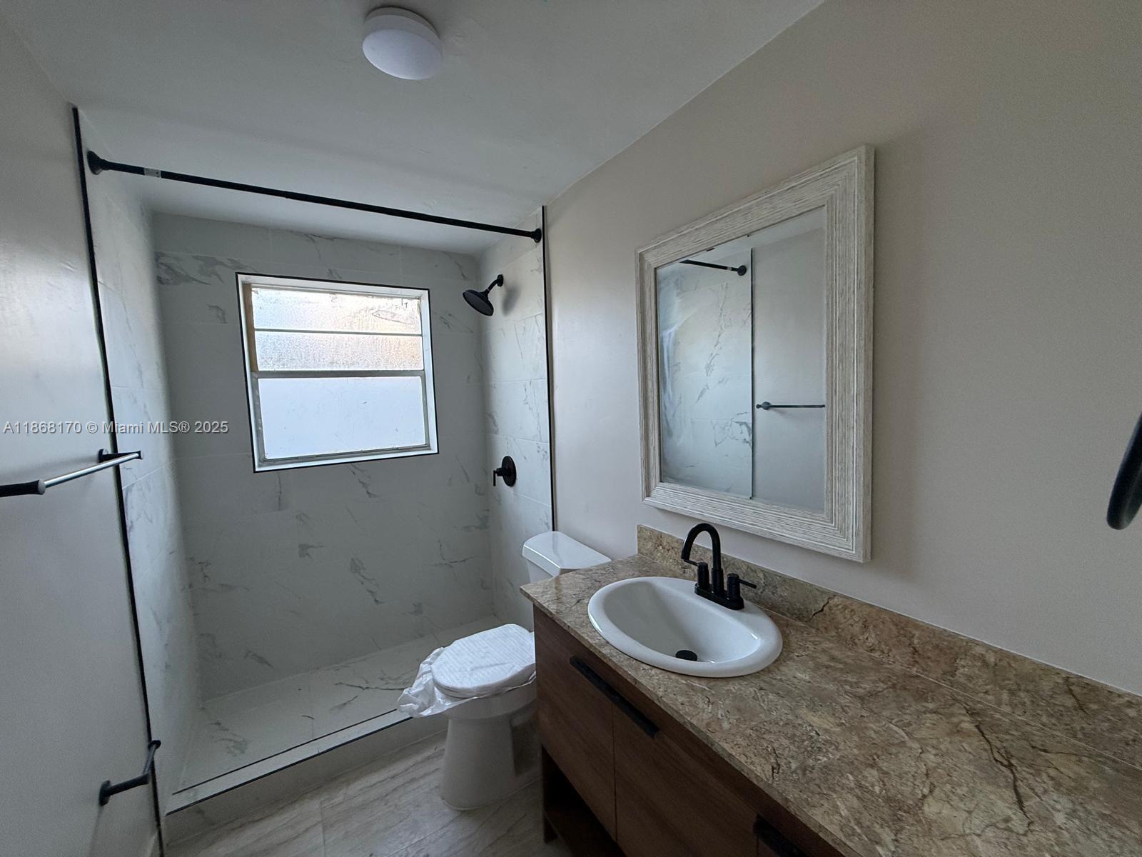 BLUE HERON PARK 1 - Residential Lease