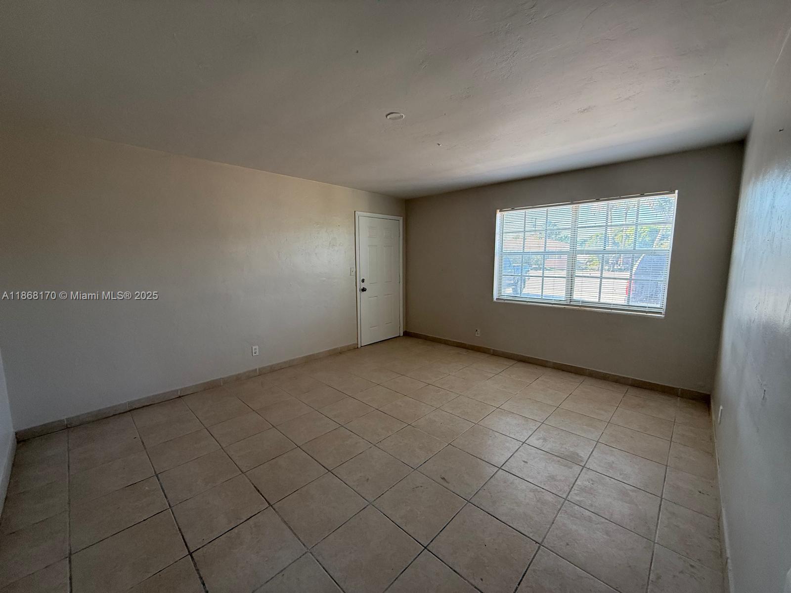 BLUE HERON PARK 1 - Residential Lease