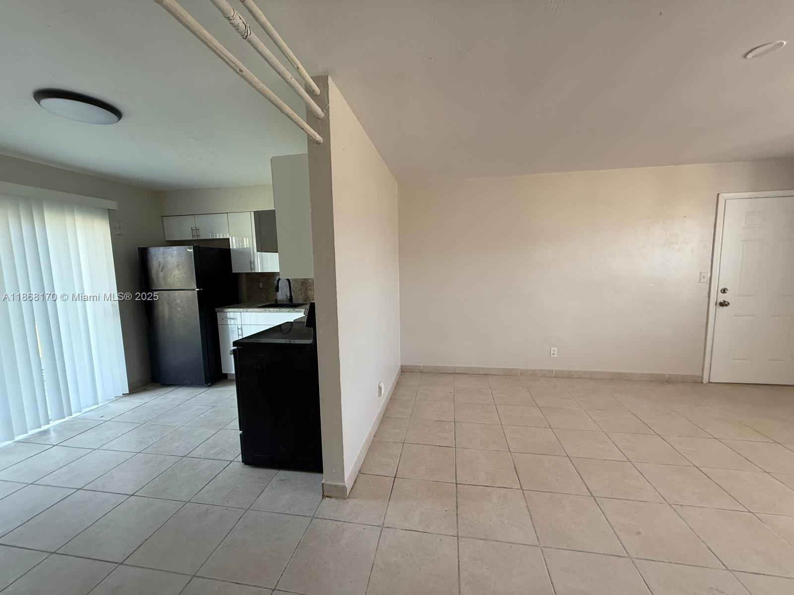 BLUE HERON PARK 1 - Residential Lease
