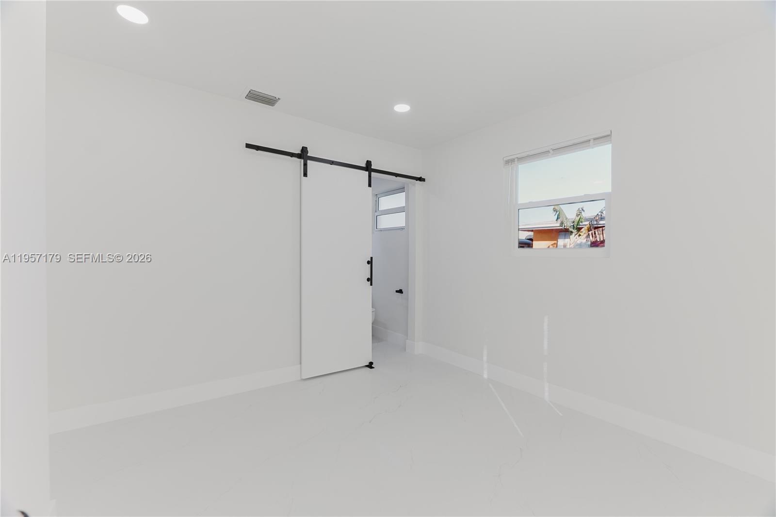 LAKE FOREST SEC 4 - Residential