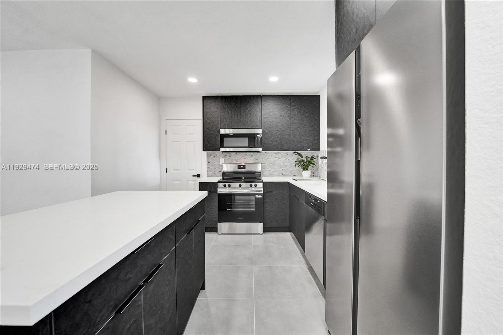 FAIRMONT - Residential