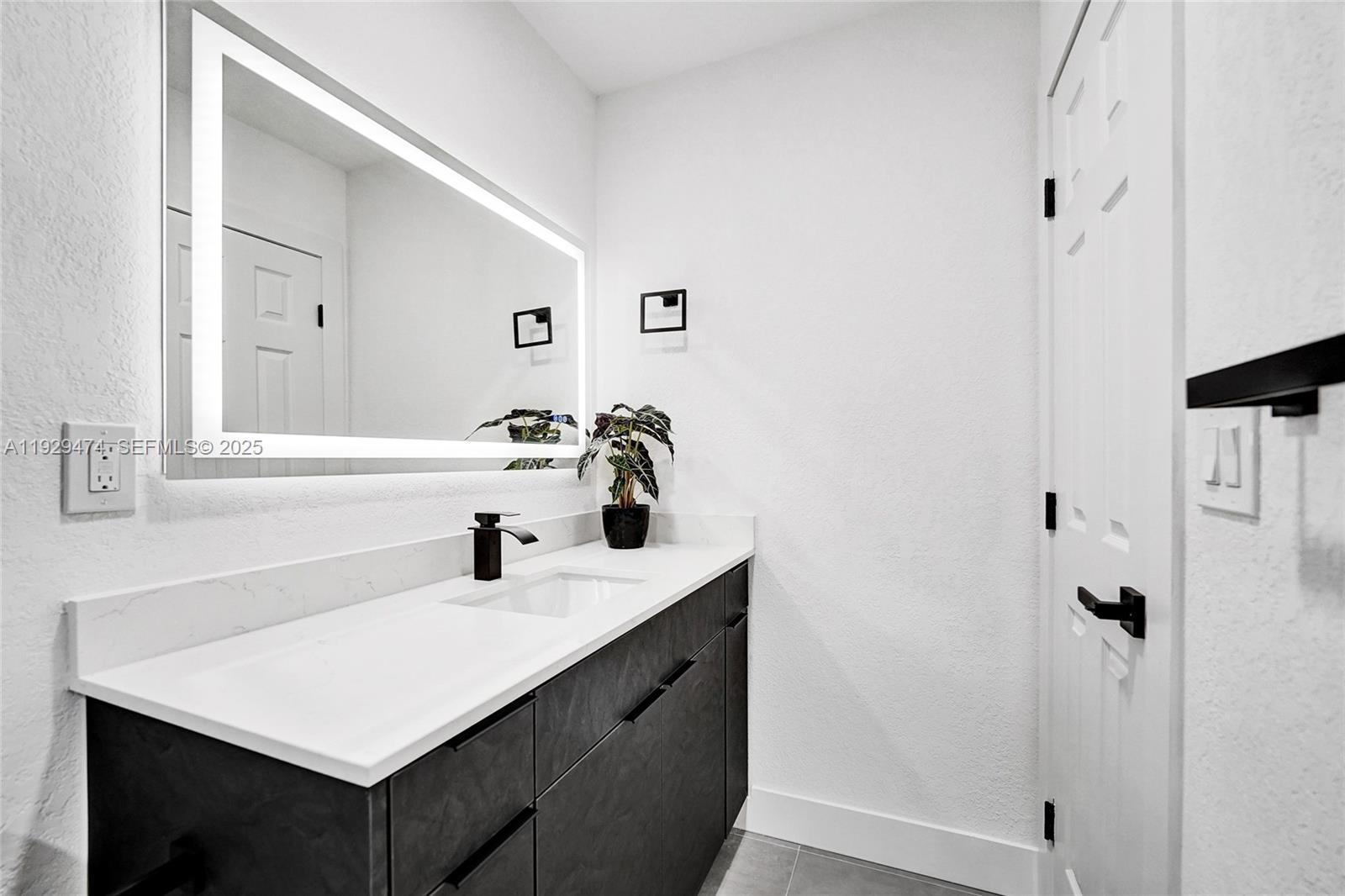 FAIRMONT - Residential