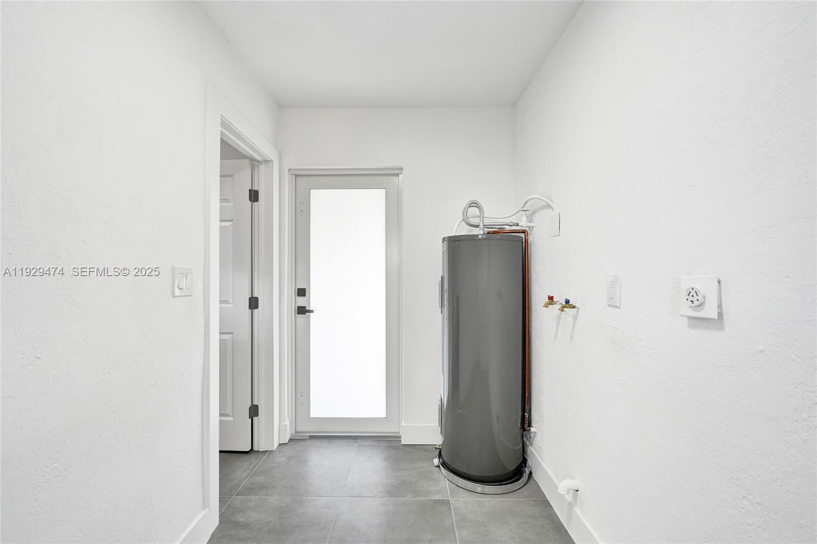 FAIRMONT - Residential